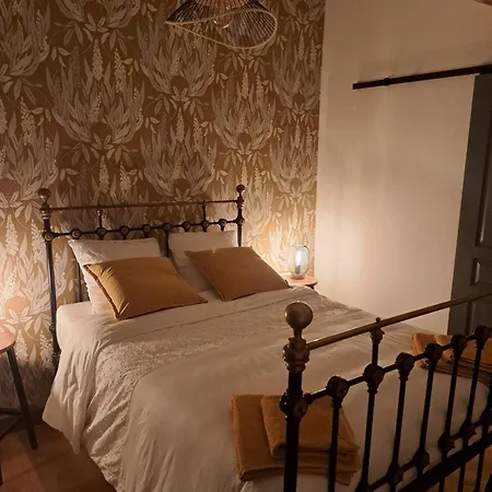 Lavallade12 Chambers D'hotes Roussines