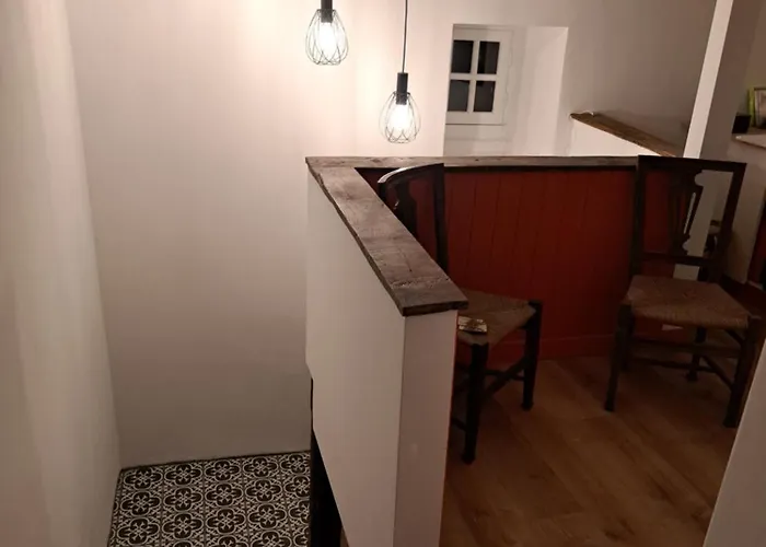 Bed and breakfast Lavallade12 Chambers D'hotes Roussines